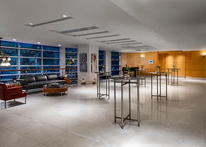 Hotel Sofitel Montreal Golden Mile