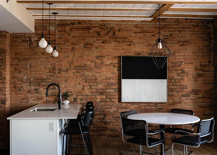 Maison Place Royale By Luxury In Transit Montreal