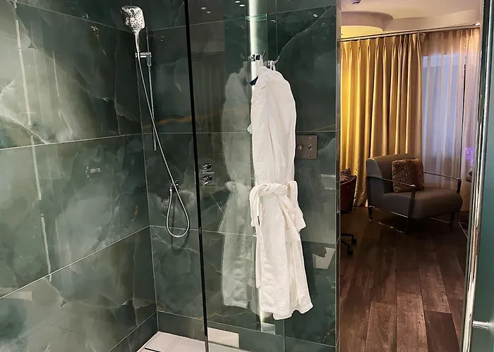 Hotel Kutuma Montréal